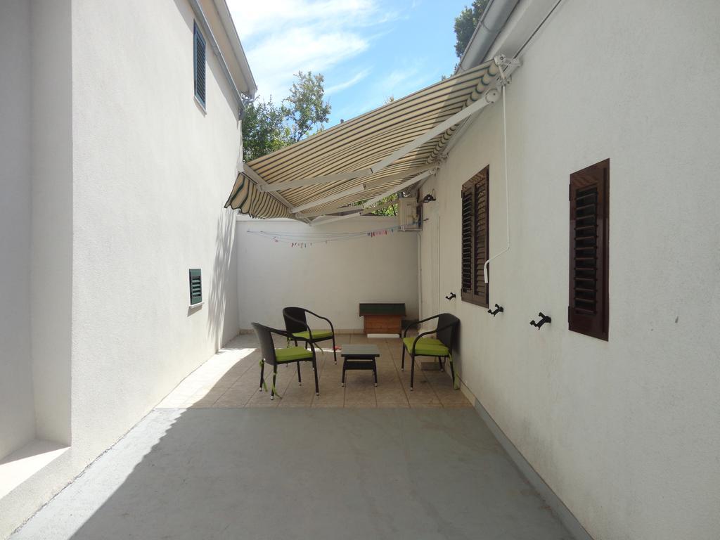 Apartment Ivana Biograd Na Moru Exterior photo